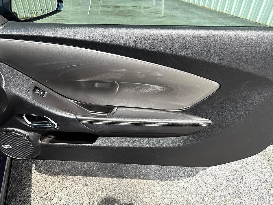 Chevrolet Camaro 2dr Cpe 2LT 2011