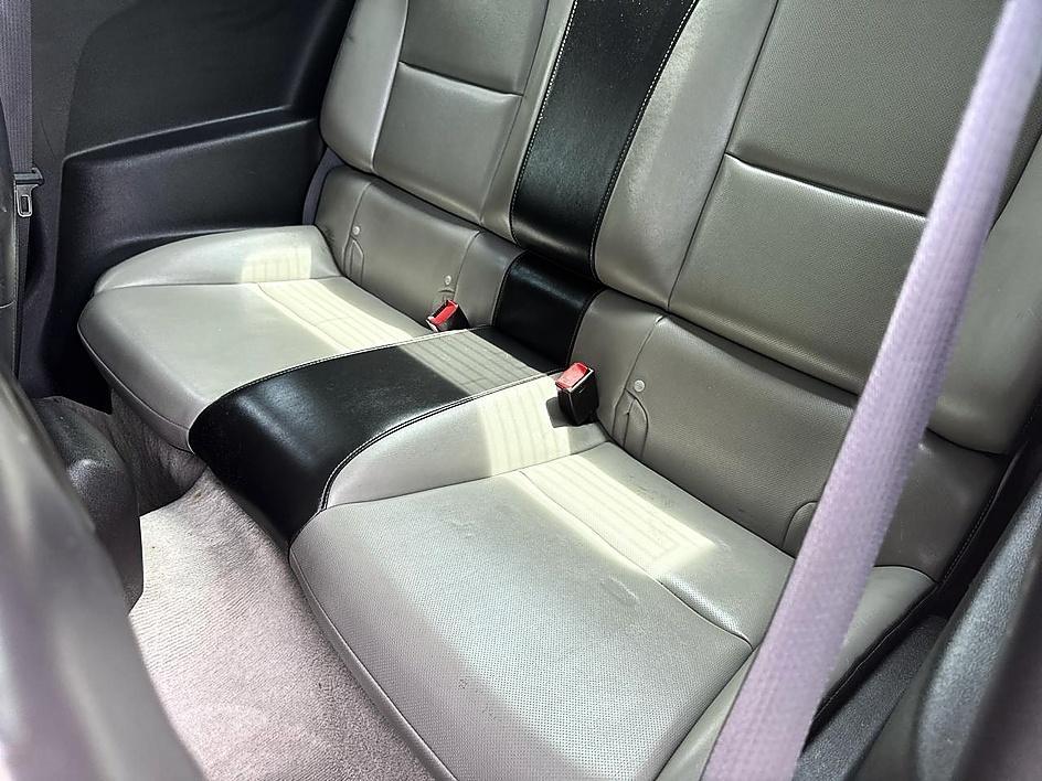 Chevrolet Camaro 2dr Cpe 2LT 2011