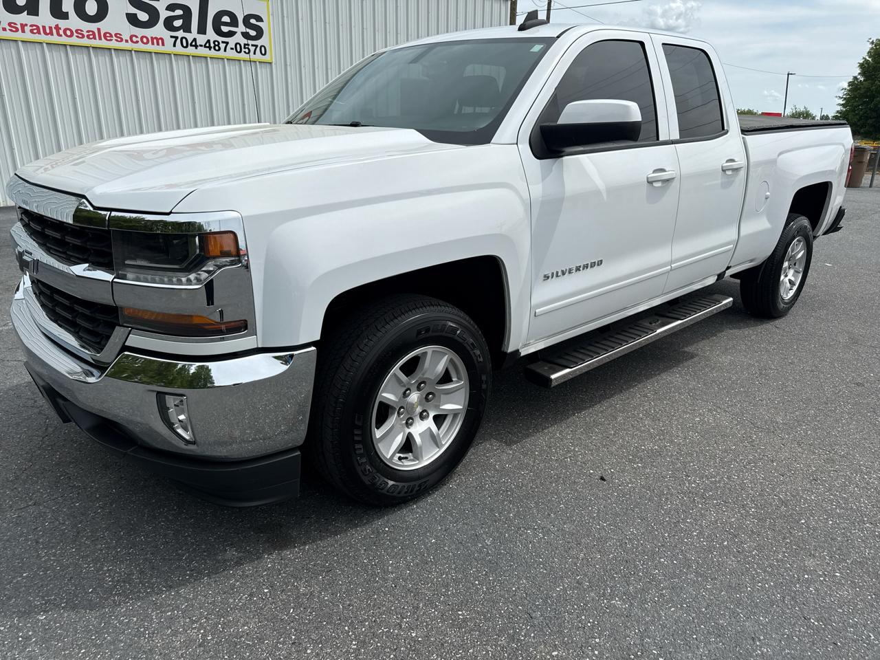 Chevrolet Silverado 1500 2WD Double Cab 143.5" LT w/1LT 2017