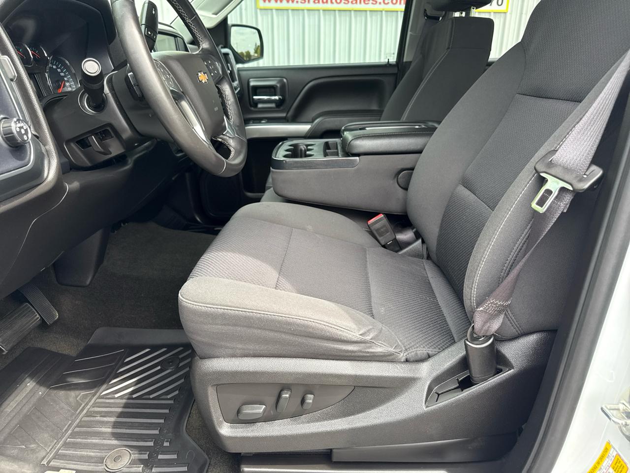 Chevrolet Silverado 1500 2WD Double Cab 143.5" LT w/1LT 2017