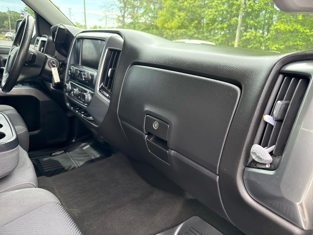 Chevrolet Silverado 1500 2WD Double Cab 143.5" LT w/1LT 2017