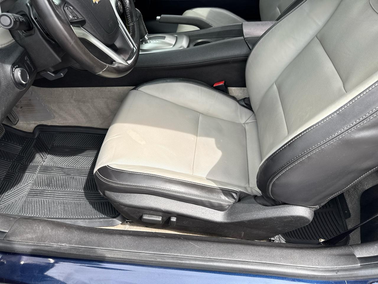 Chevrolet Camaro 2dr Cpe 2LT 2012