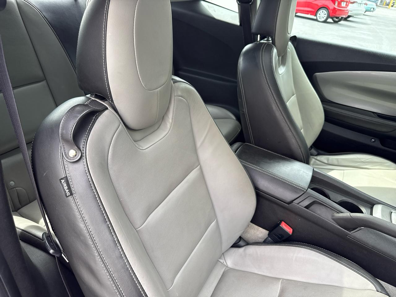 Chevrolet Camaro 2dr Cpe 2LT 2012