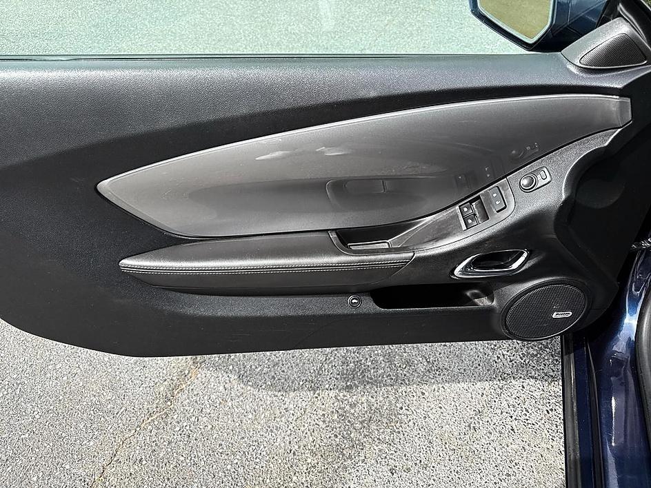 Chevrolet Camaro 2dr Cpe 2LT 2012