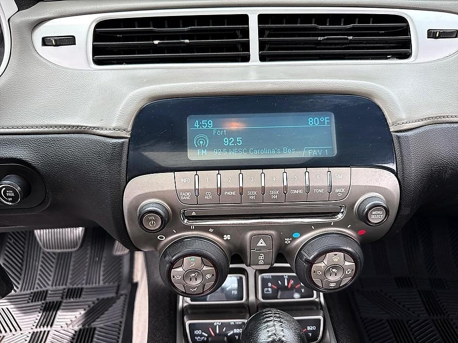 Chevrolet Camaro 2dr Cpe 2LT 2012