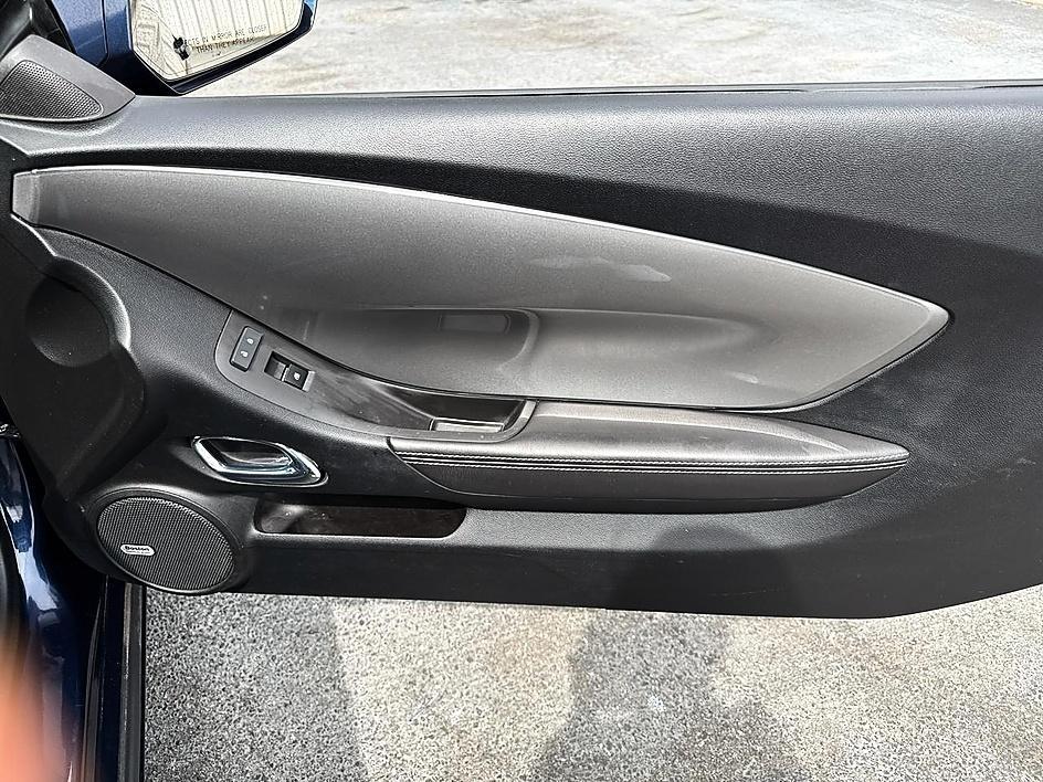 Chevrolet Camaro 2dr Cpe 2LT 2012