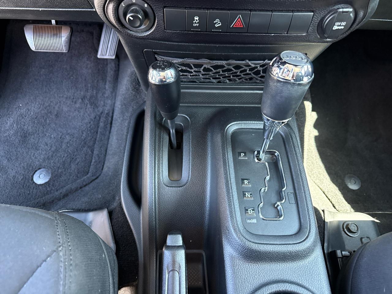 Jeep Wrangler Unlimited 4WD 4dr Sport 2016