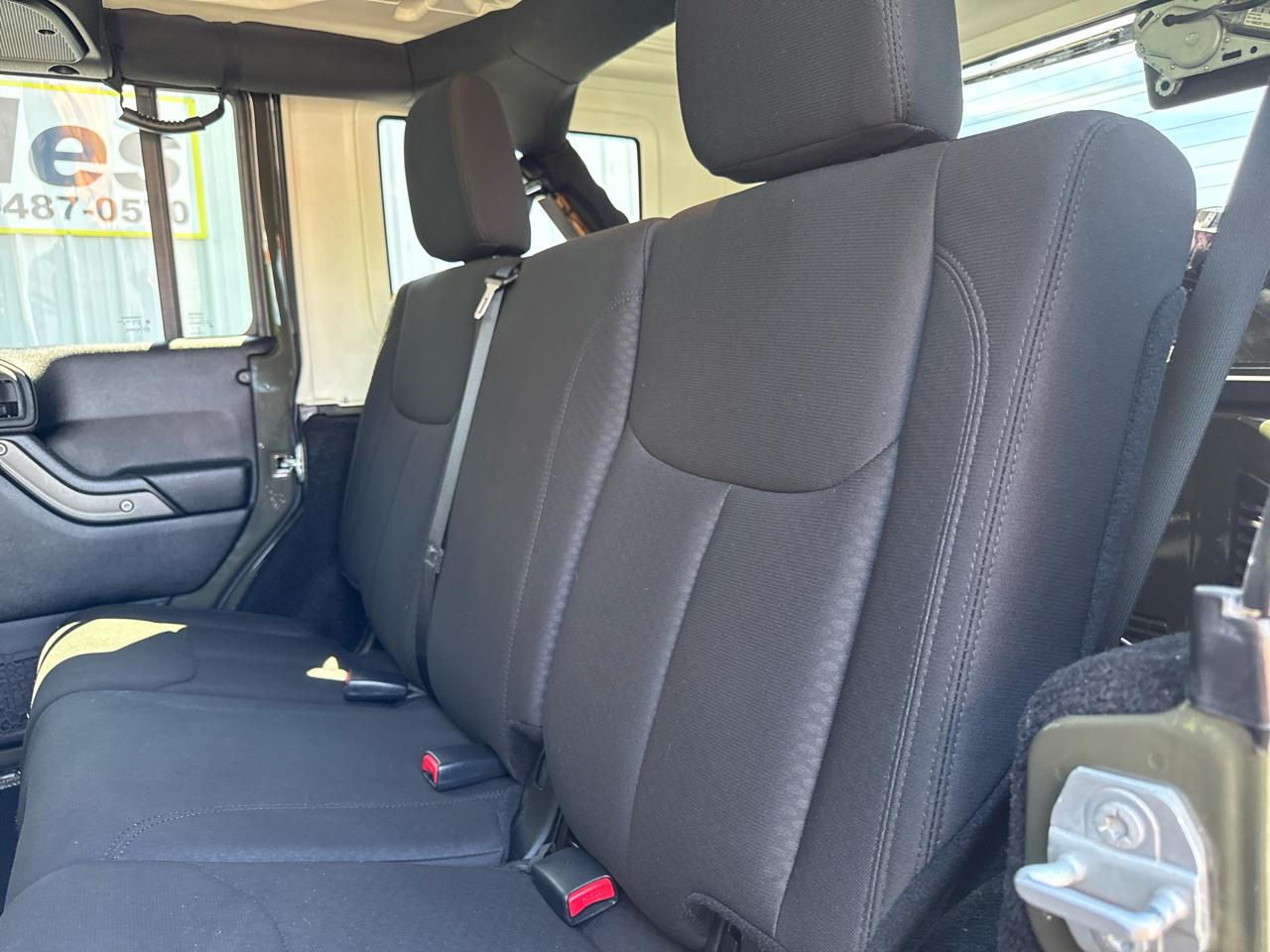 Jeep Wrangler Unlimited 4WD 4dr Sport 2016