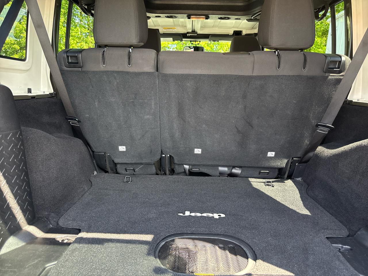 Jeep Wrangler Unlimited 4WD 4dr Sport 2016