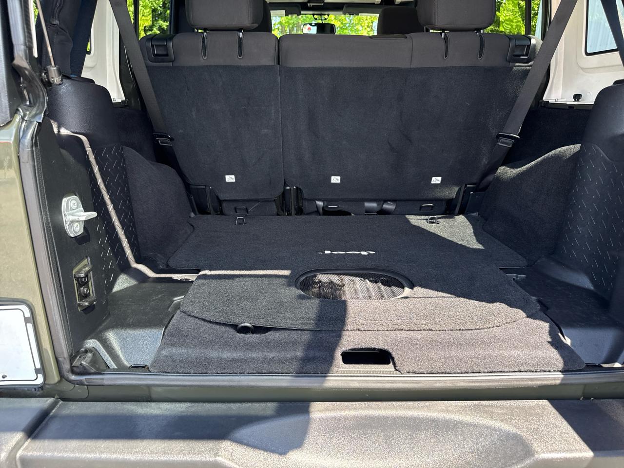 Jeep Wrangler Unlimited 4WD 4dr Sport 2016