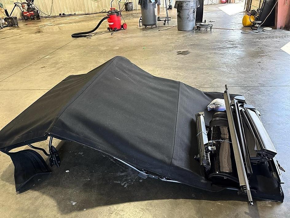 Jeep Wrangler Unlimited 4WD 4dr Sport 2016