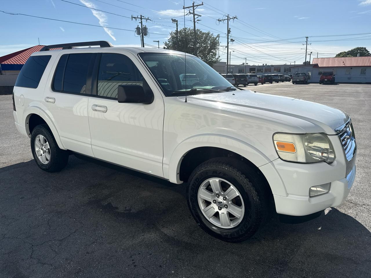 Ford Explorer RWD 4dr XLT 2010