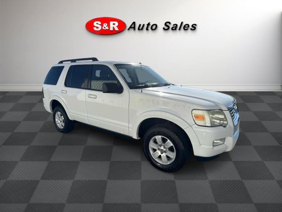 Ford Explorer RWD 4dr XLT 2010