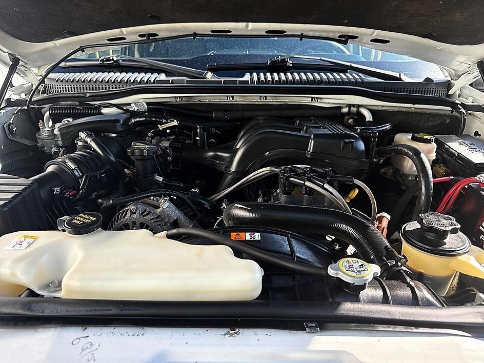 Ford Explorer RWD 4dr XLT 2010
