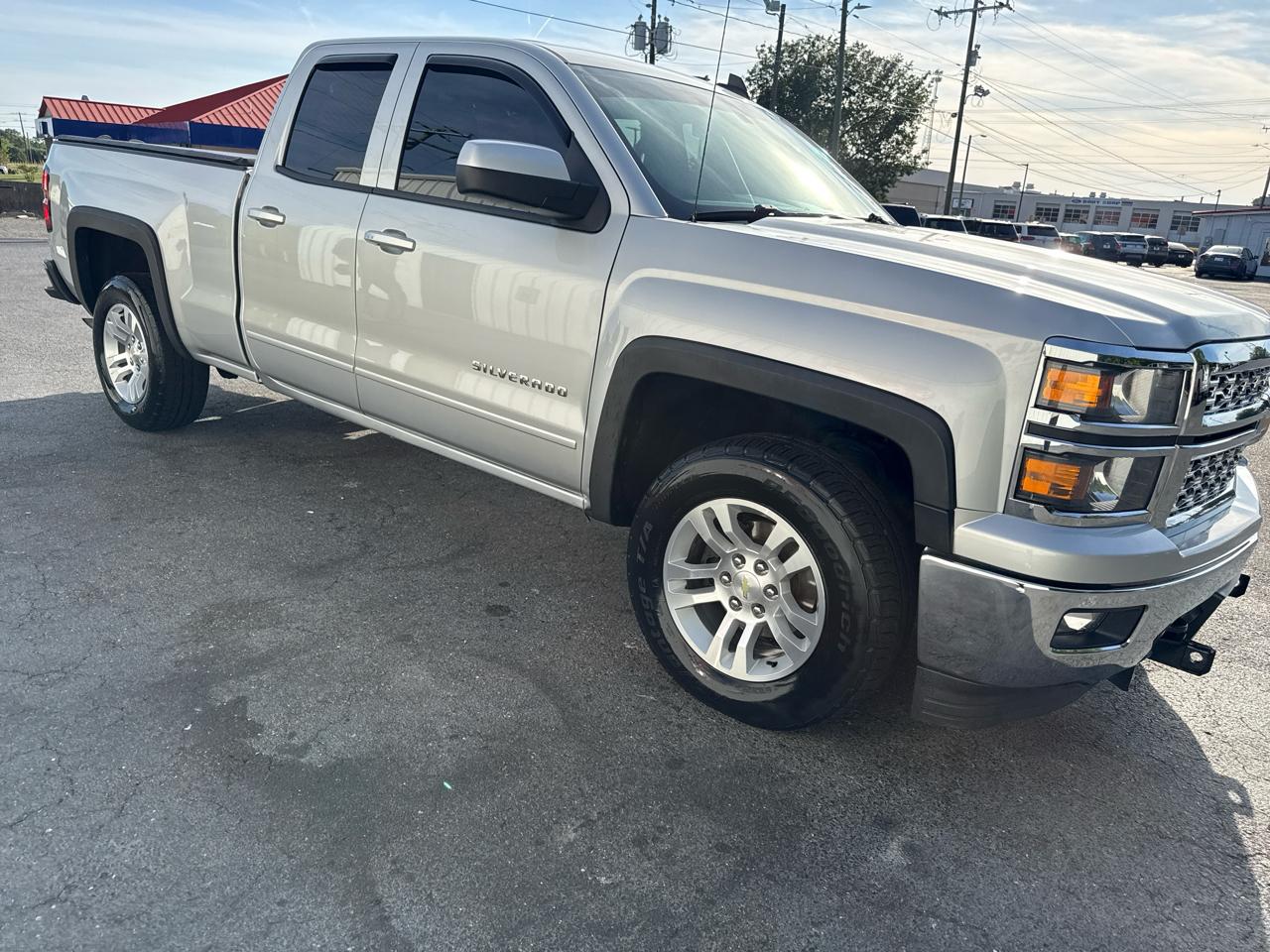 Chevrolet Silverado 1500 4WD Double Cab 143.5" LT w/1LT 2015
