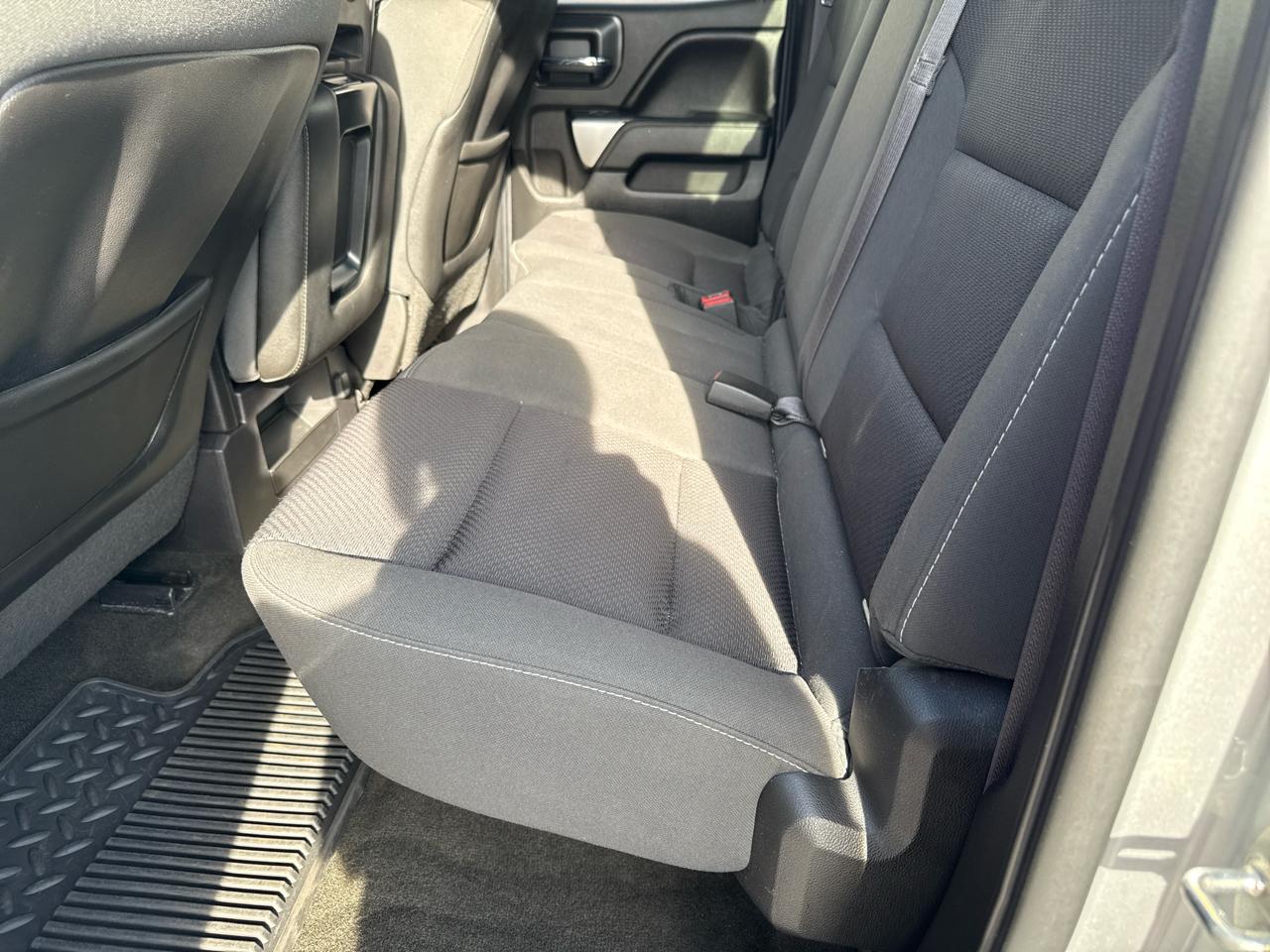 Chevrolet Silverado 1500 4WD Double Cab 143.5" LT w/1LT 2015