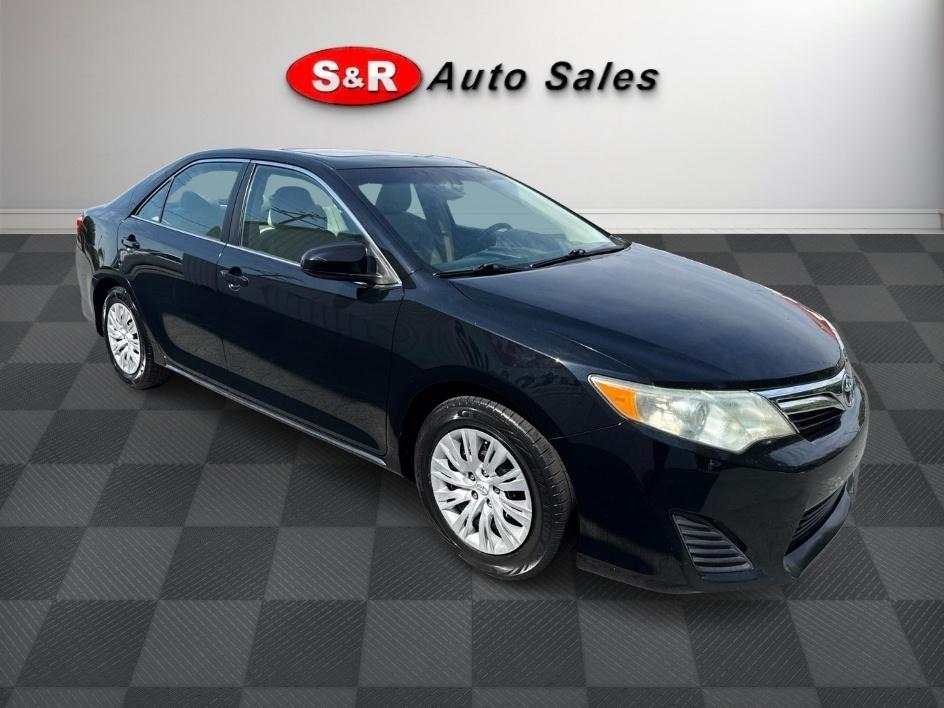 Toyota Camry 4dr Sedan LE Auto 2013