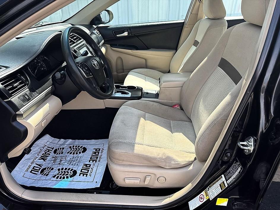 Toyota Camry 4dr Sedan LE Auto 2013