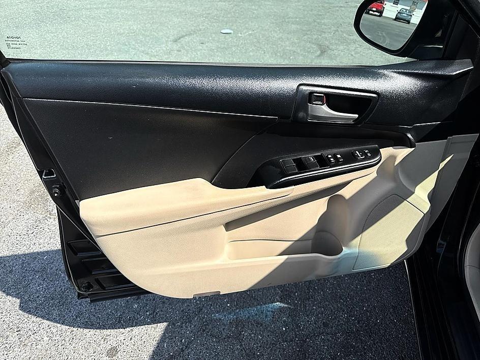 Toyota Camry 4dr Sedan LE Auto 2013