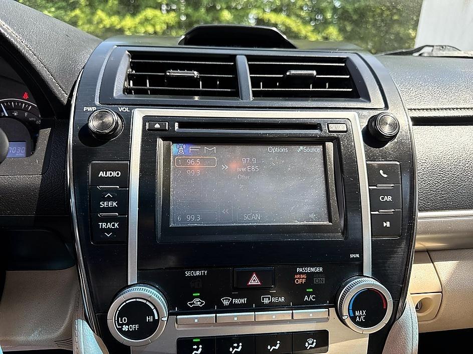 Toyota Camry 4dr Sedan LE Auto 2013