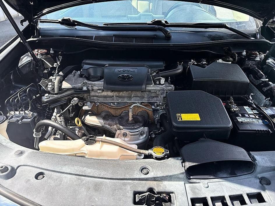 Toyota Camry 4dr Sedan LE Auto 2013