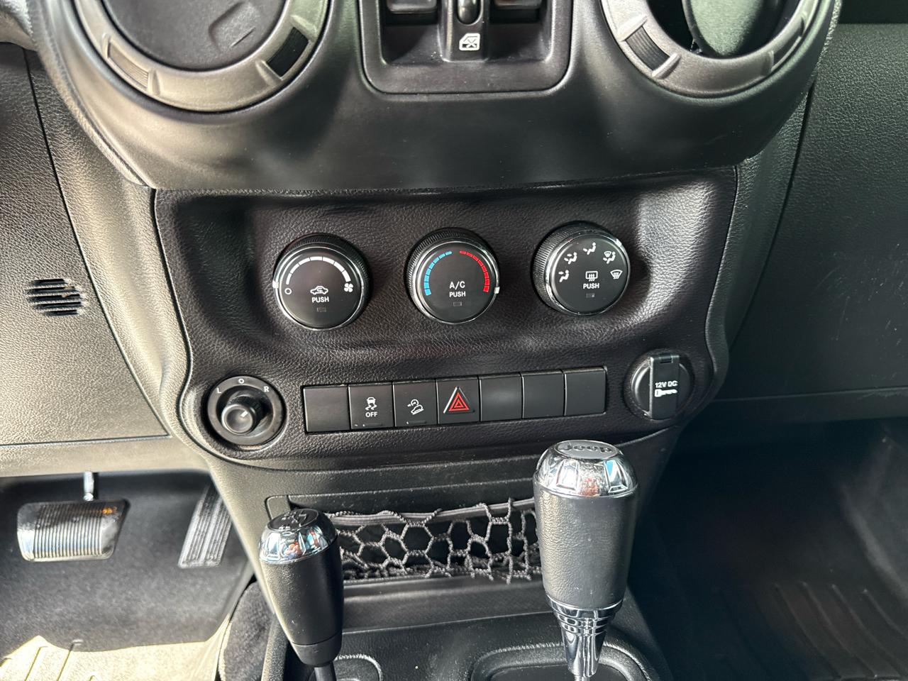 Jeep Wrangler Unlimited Sport 4x4 2017