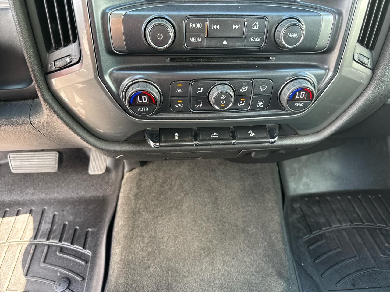 Chevrolet Silverado 1500 4WD Double Cab 143.5" LT w/2LT 2018