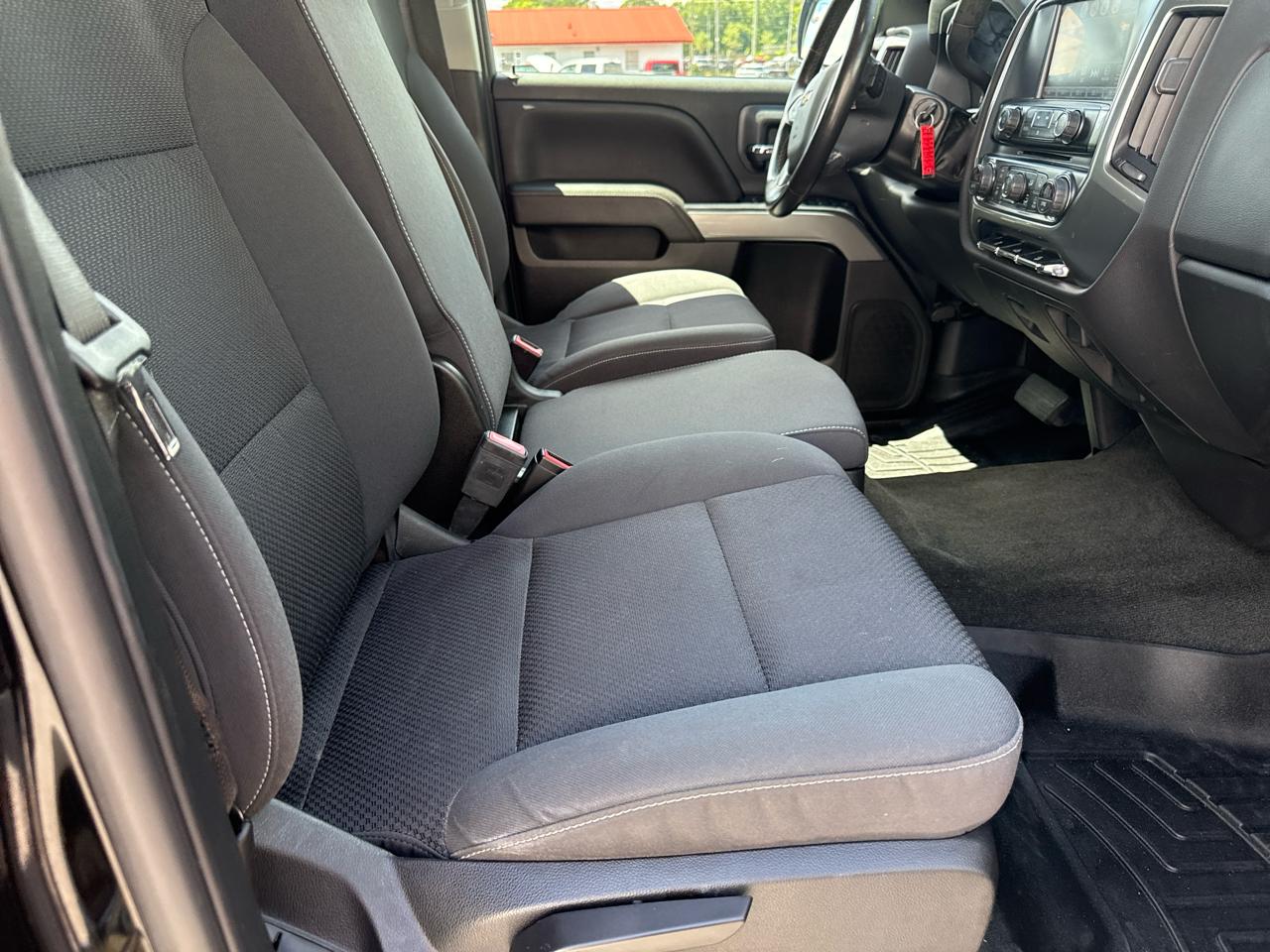 Chevrolet Silverado 1500 4WD Double Cab 143.5" LT w/2LT 2018