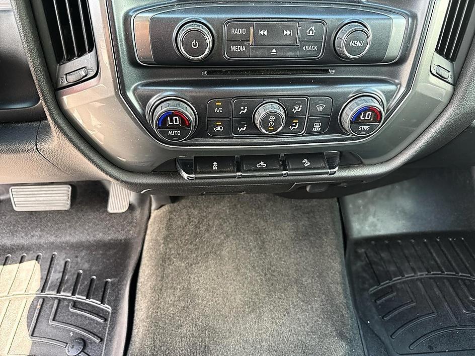Chevrolet Silverado 1500 4WD Double Cab 143.5" LT w/2LT 2018
