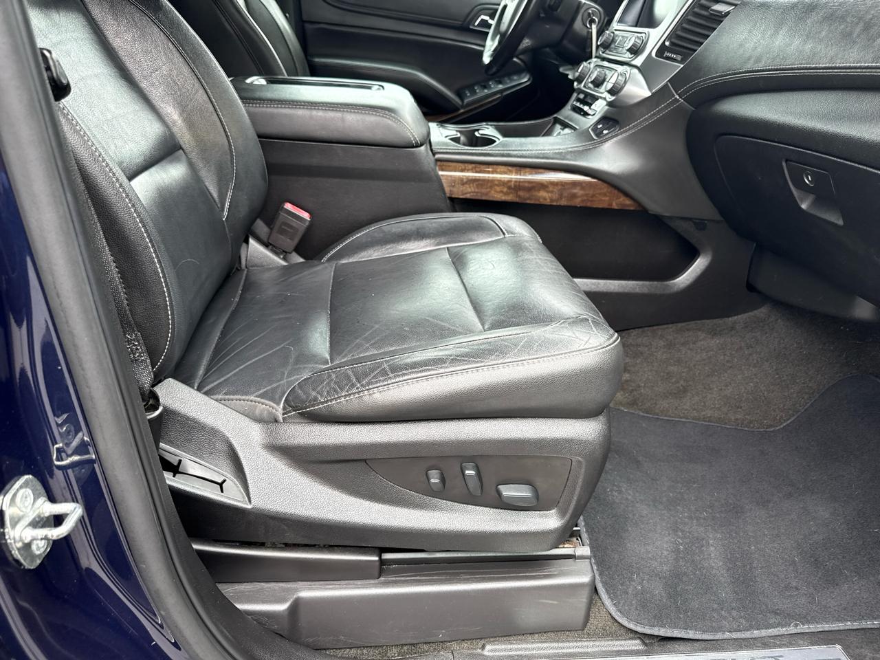 Chevrolet Suburban 2WD 4dr 1500 LT 2018
