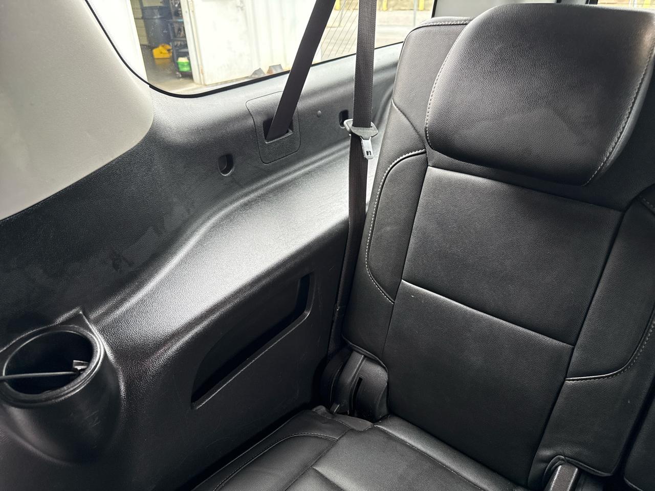 Chevrolet Suburban 2WD 4dr 1500 LT 2018
