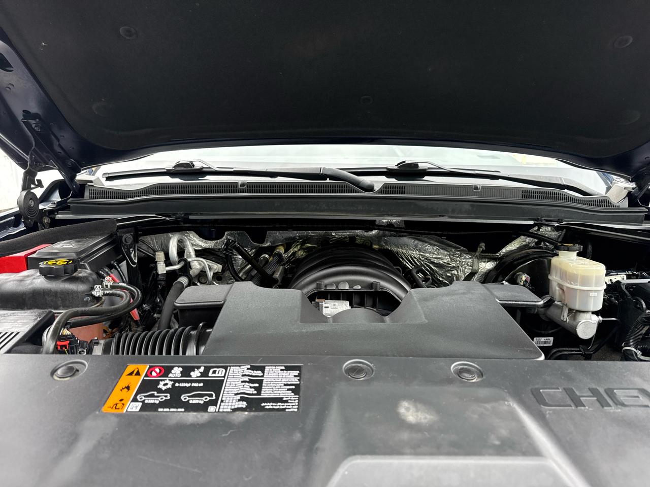 Chevrolet Suburban 2WD 4dr 1500 LT 2018