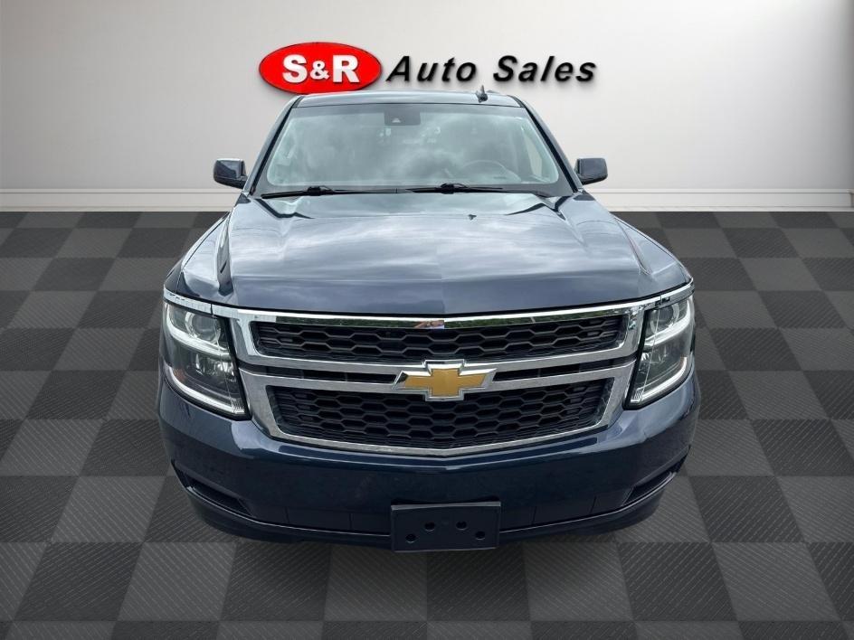 Chevrolet Suburban 2WD 4dr 1500 LT 2018