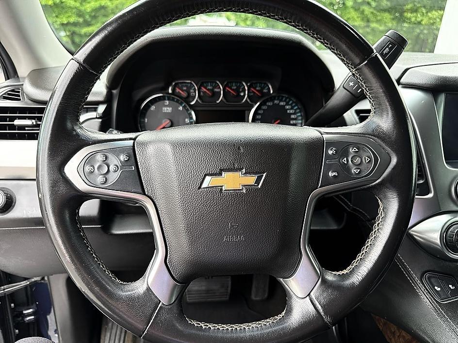Chevrolet Suburban 2WD 4dr 1500 LT 2018