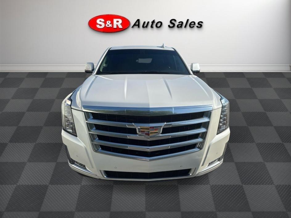 Cadillac Escalade 2WD 4dr 2017