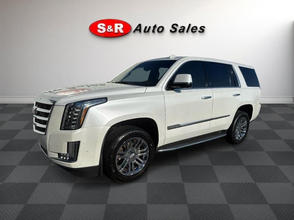 Cadillac Escalade 2WD 4dr 2017