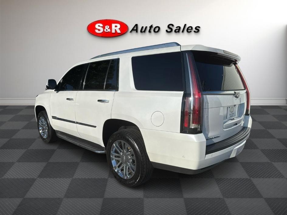 Cadillac Escalade 2WD 4dr 2017