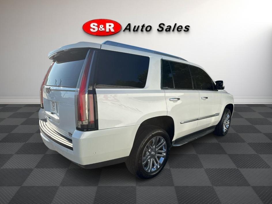 Cadillac Escalade 2WD 4dr 2017
