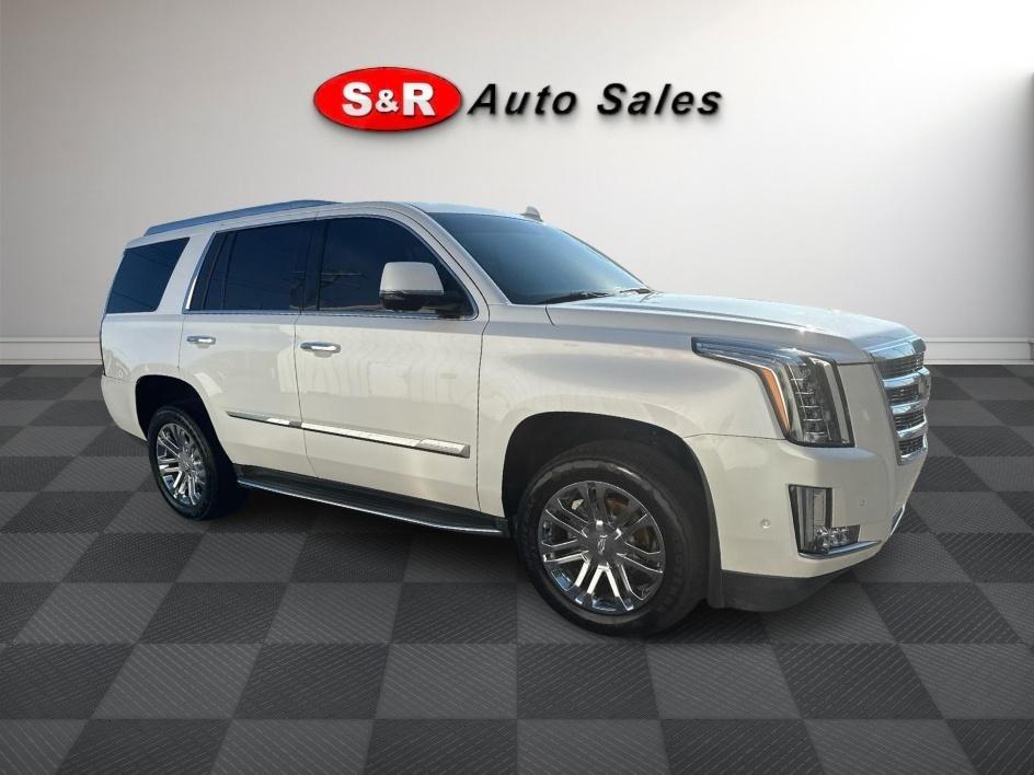 Cadillac Escalade 2WD 4dr 2017