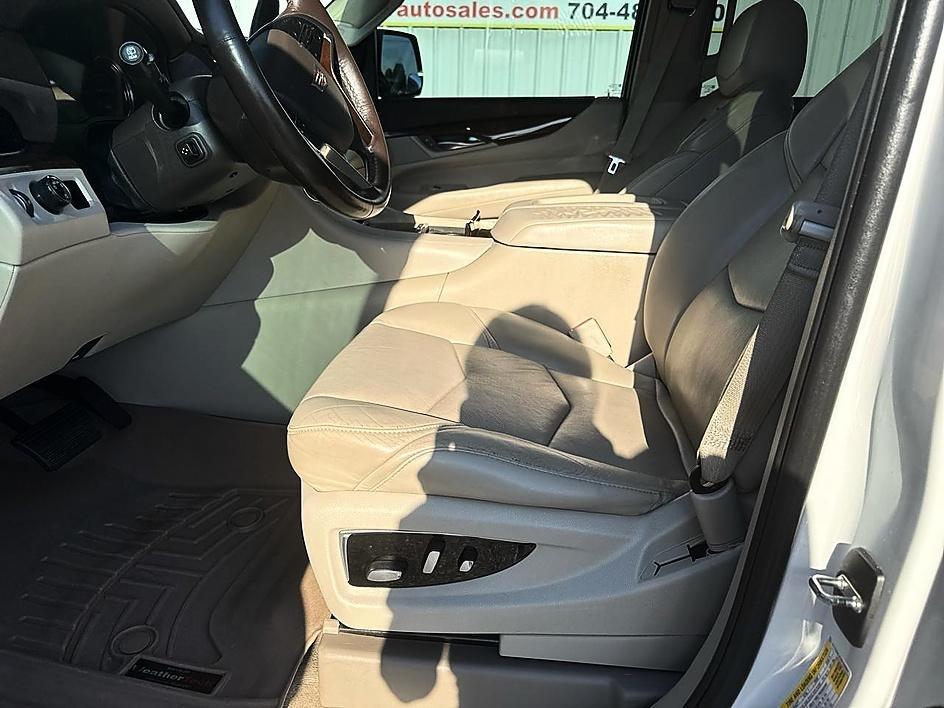 Cadillac Escalade 2WD 4dr 2017