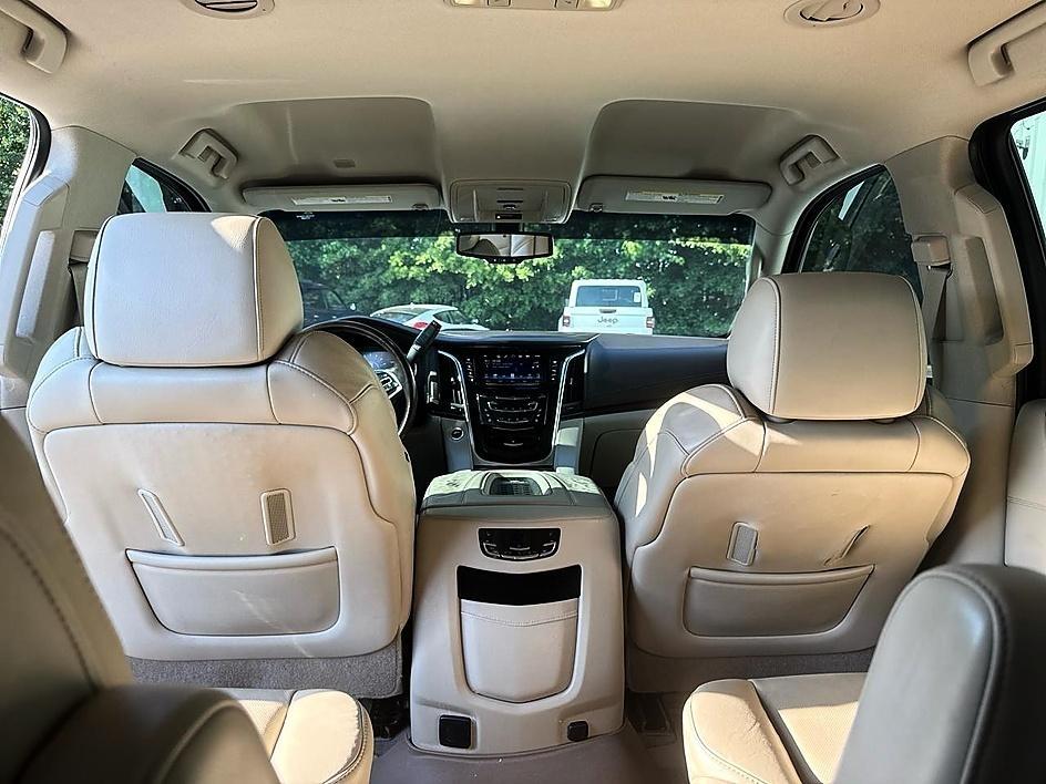 Cadillac Escalade 2WD 4dr 2017