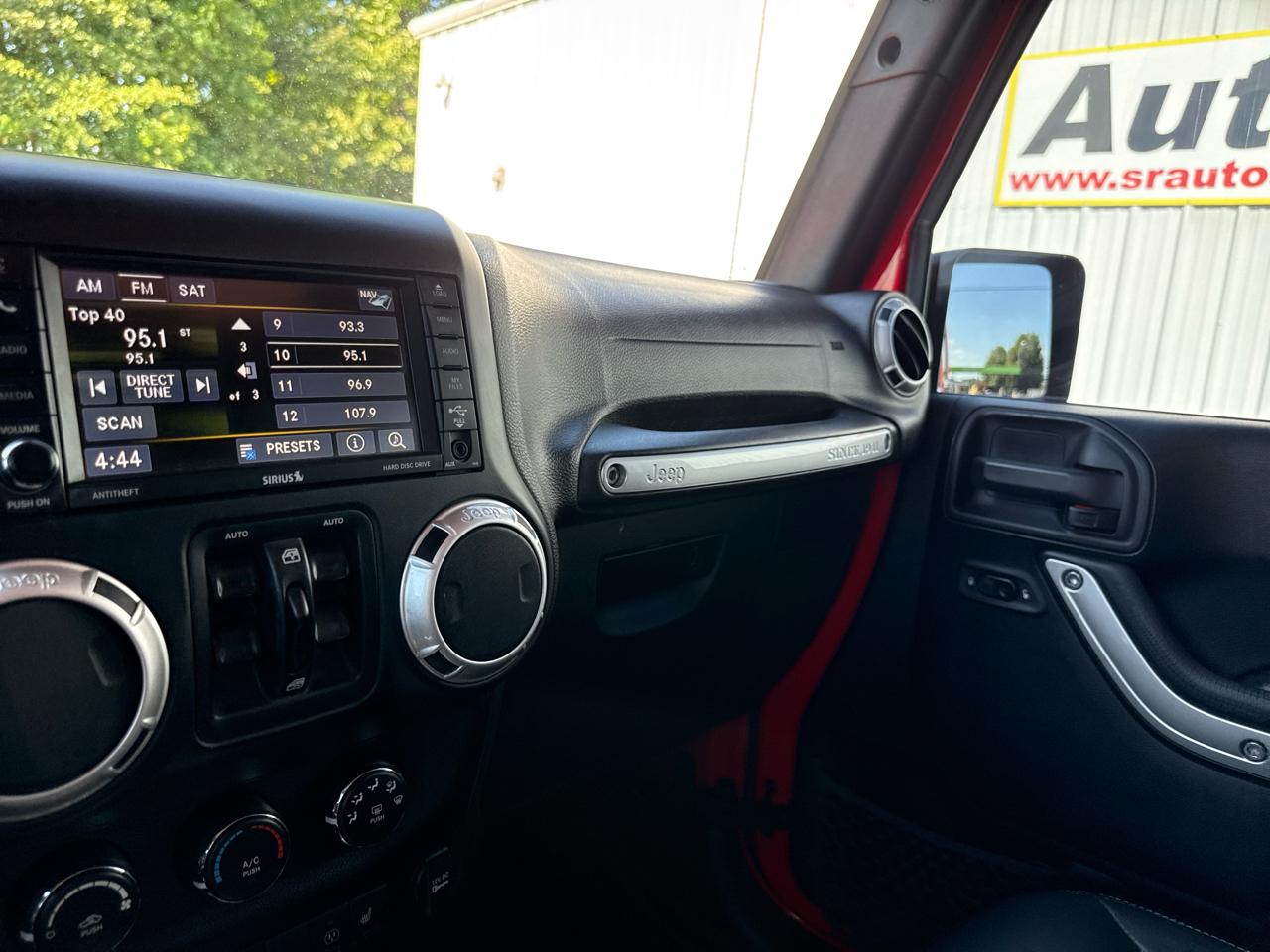 Jeep Wrangler Unlimited Rubicon Hard Rock 4x4 *Ltd Avail* 2017