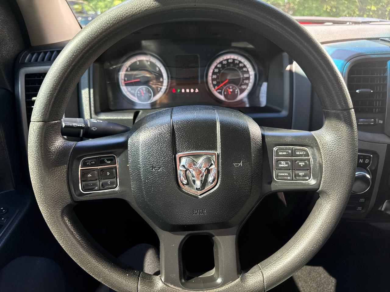 RAM 1500 Classic Express 4x4 Quad Cab 6'4" Box 2019