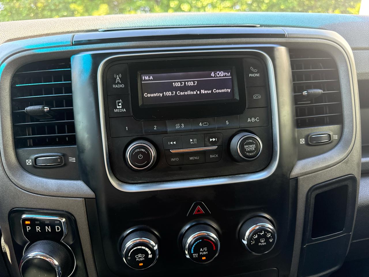 RAM 1500 Classic Express 4x4 Quad Cab 6'4" Box 2019