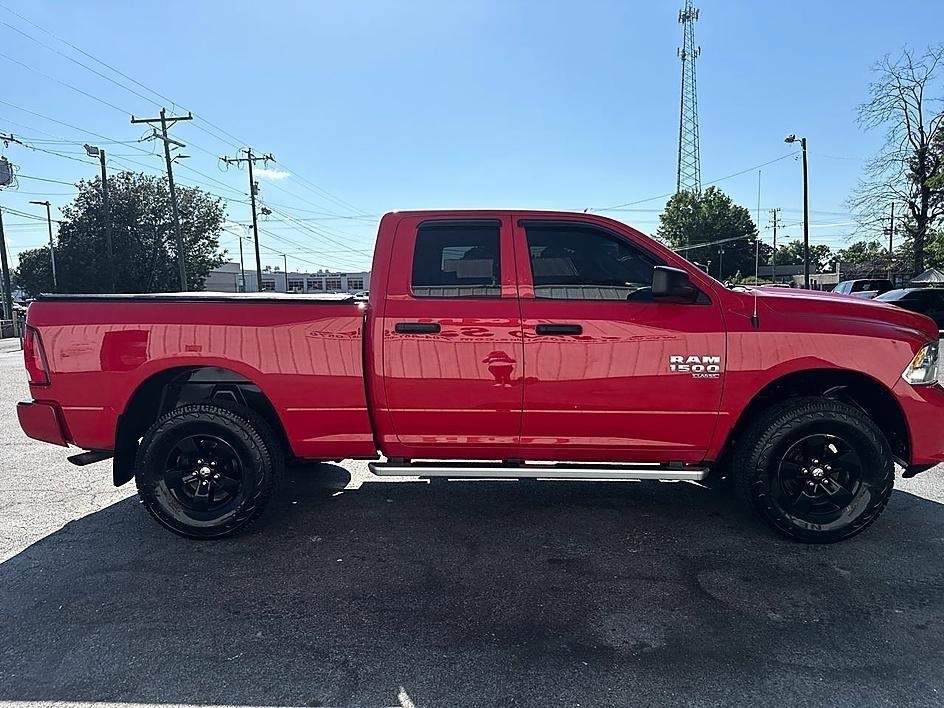 RAM 1500 Classic Express 4x4 Quad Cab 6'4" Box 2019