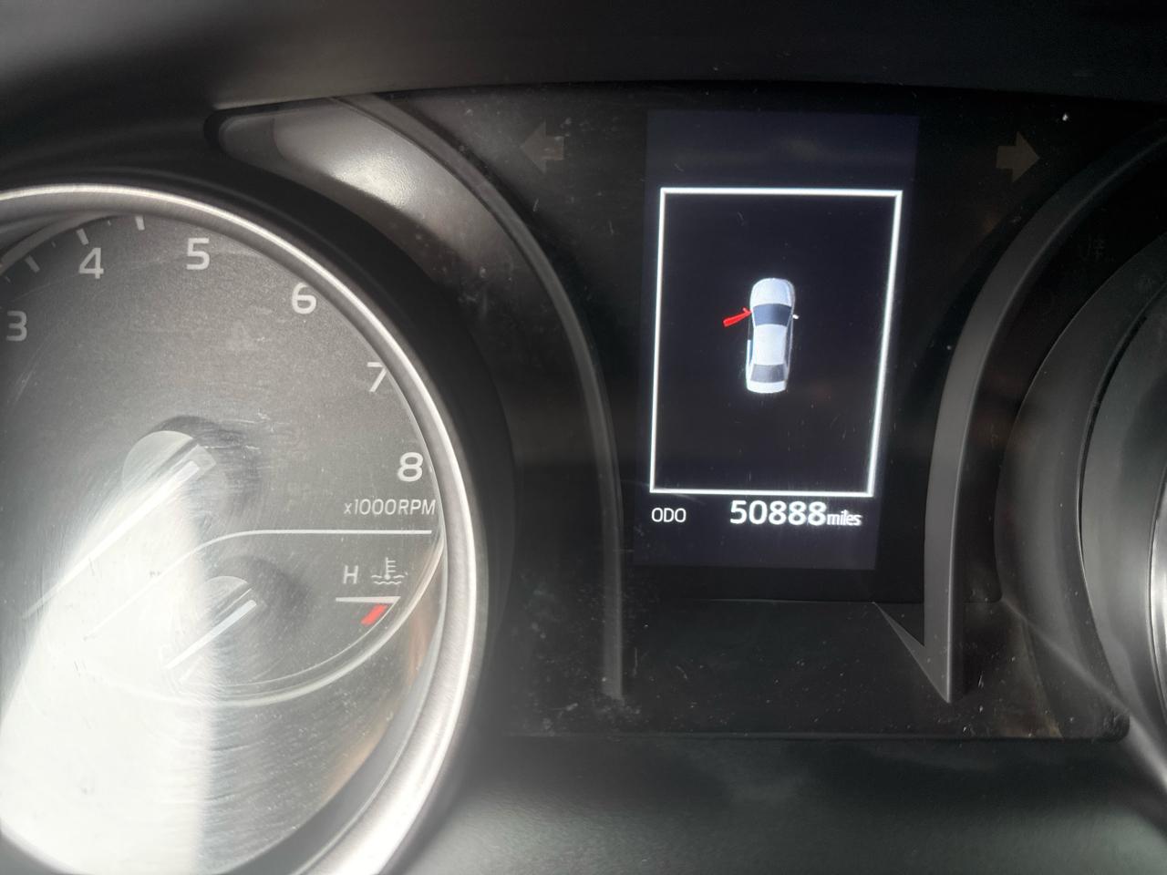 Toyota Camry Hybrid SE Nightshade CVT (Natl) 2023
