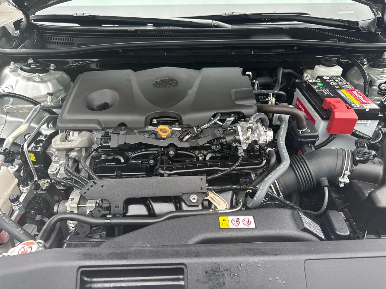 Toyota Camry Hybrid SE Nightshade CVT (Natl) 2023