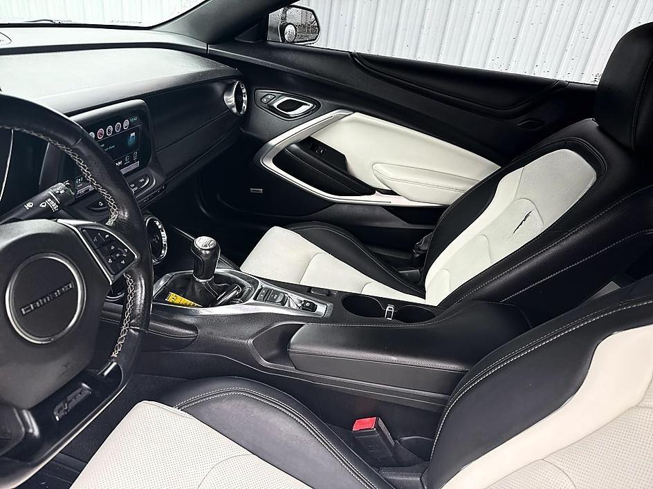 Chevrolet Camaro 2dr Conv 2LT 2017