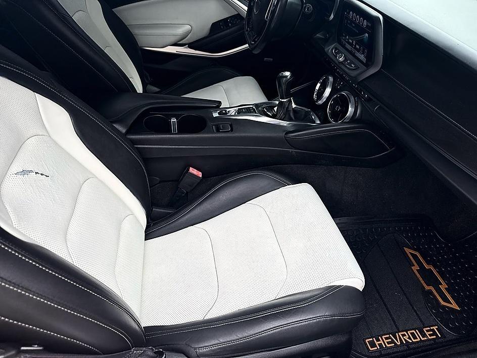 Chevrolet Camaro 2dr Conv 2LT 2017