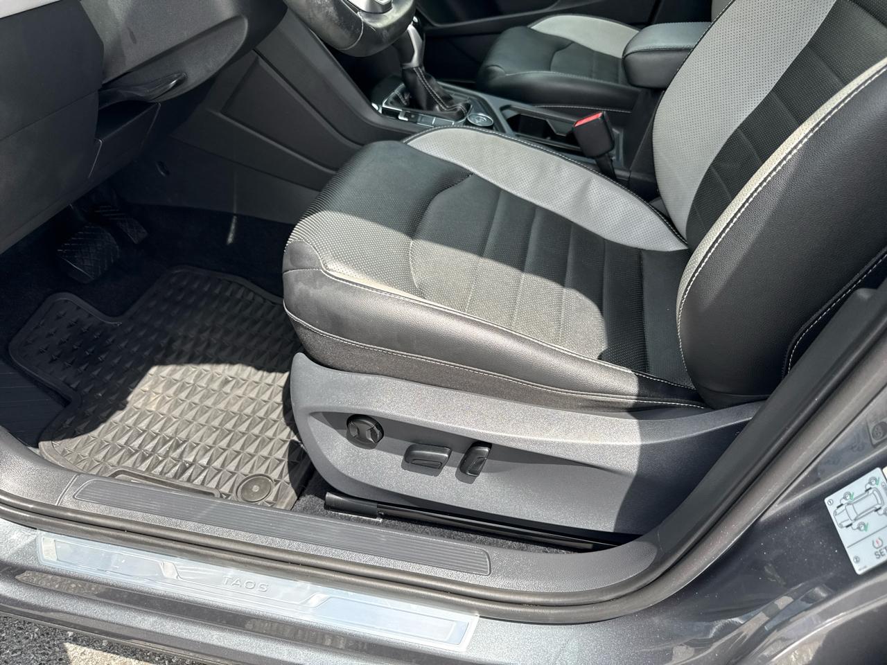 Volkswagen Taos SEL 4MOTION 2022